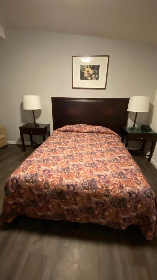 Golden Kent Motel Экстерьер фото