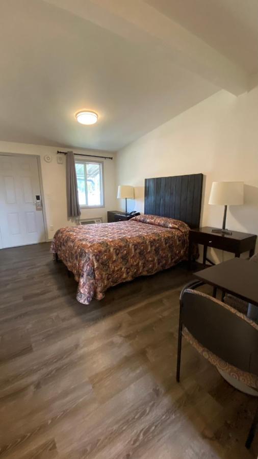Golden Kent Motel Экстерьер фото